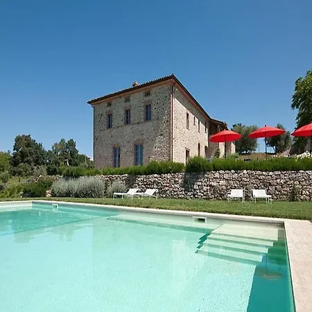 Fabro Scalo Sleeps 18 Pool Wifi Villa