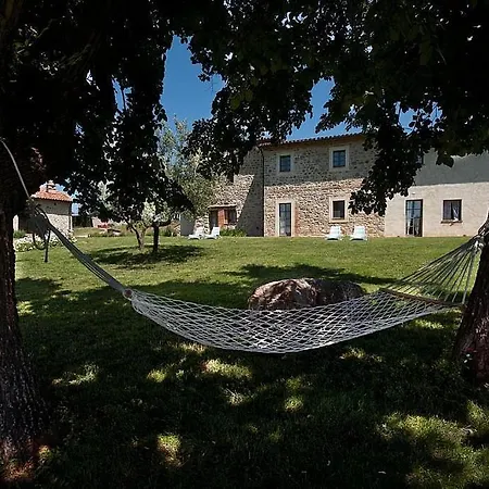 Fabro Scalo Sleeps 18 Pool Wifi Faiolo